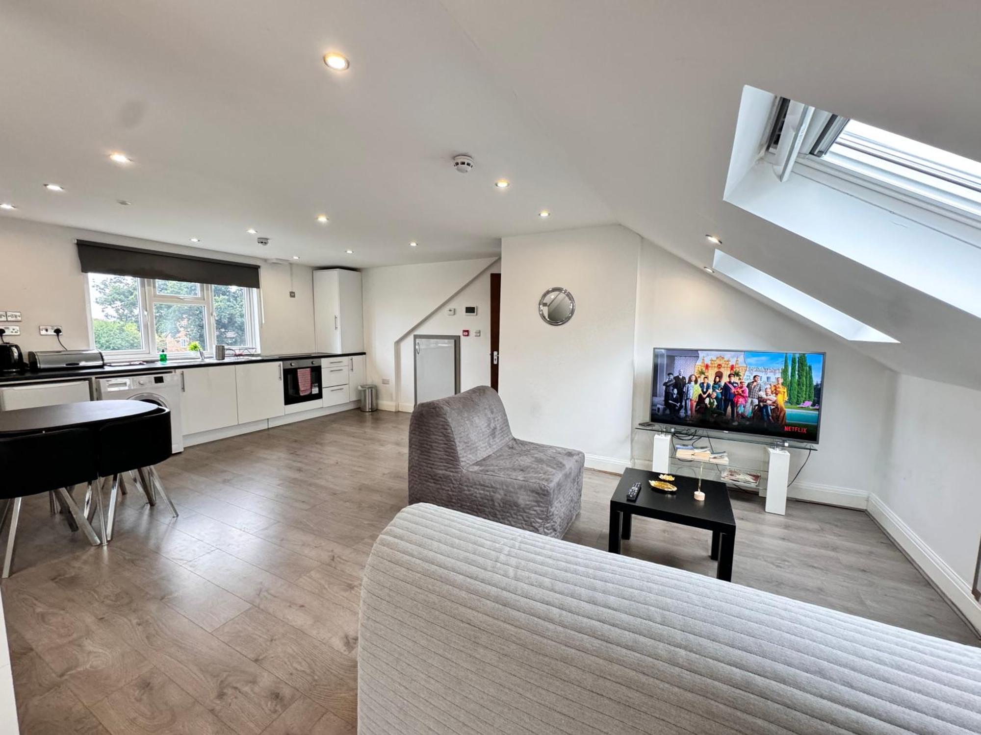 Hatton Apartments Heathrow Airport- Free Parking-Free Underground To And From Heathrow Airport Hatton Cross See Picture-See London Fast Hatton Cross To Central London 30Min Londres Exterior foto