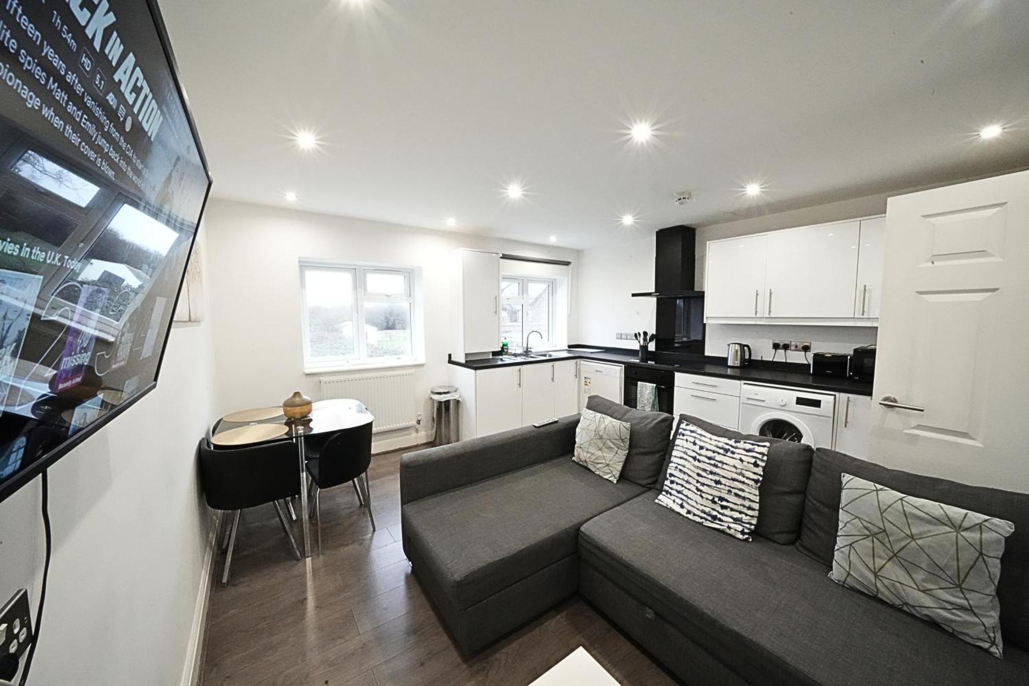 Hatton Apartments Heathrow Airport- Free Parking-Free Underground To And From Heathrow Airport Hatton Cross See Picture-See London Fast Hatton Cross To Central London 30Min Londres Exterior foto